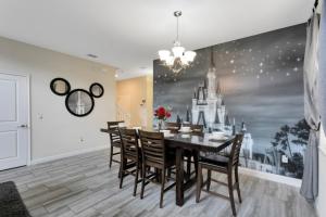Five-Bedroom Villa room in Modern Disney Theme 5 Bed 5 Bath Luxury Home villa