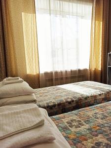 Standard Twin Room with Sofa with Shared Bathroom room in мини-отель BARRACUDA INN