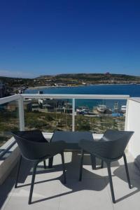 Sea View Penthouse Mellieha Bay