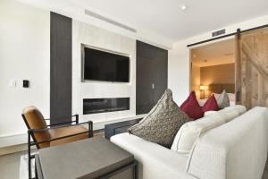 New 1 BR Residence in Canyons Village- Ski In Out