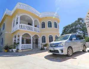 Dela de-Rose Guest House Negril Jamaica - Revival