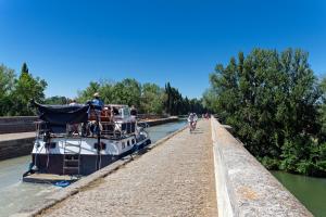 Chambre dans une grande Maison entre Canal du Midi et Centre Ville