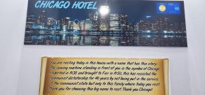 Deluxe Apartment room in Chicago hotel