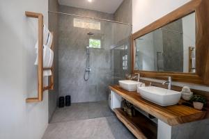 Villa Helena by BaliSuperHost