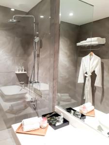 The Excelsior Hotel Las Piñas