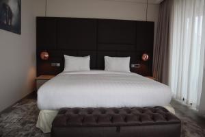 The Curve by Maskani Lifestyle