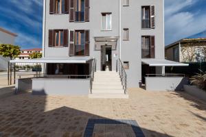 Apartments Crneković III