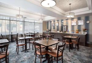 Hawthorn Suites by Wyndham-OaklandAlameda