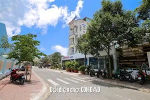 Hotel Hương Đào - Con Dao