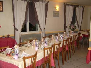 B&B / Chambres d'hotes Chez Louis chambres d'hotes a la ferme : photos des chambres