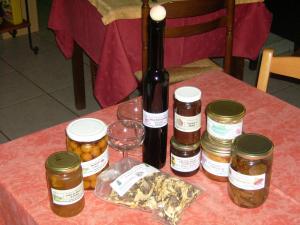 B&B / Chambres d'hotes Chez Louis chambres d'hotes a la ferme : photos des chambres