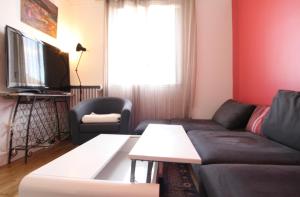 Appartements Cosy 2 bedroom - F3 - Apartment - 5 min Metro 5 : photos des chambres