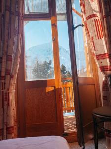 Deluxe Double or Twin Room with Mountain View room in Grand Hôtel & Kurhaus