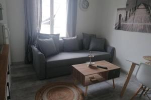 Appartements Jolie F2, 4 pers, a 25 min de Paris, 15min d'orly : photos des chambres