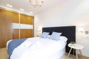 The Rentals Collection - Monpas