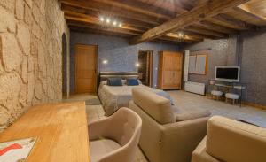 B&B / Chambres d'hotes La Chambre D'amis LA COSTIGNIERES : photos des chambres