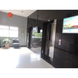 Reva Room on Gunung Putri Square Apartment