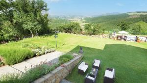 VILLA VITTORIA DANGHIARI 7&3, Emma Villas