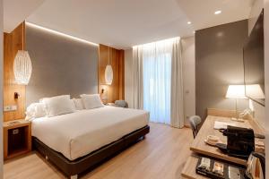 Deluxe with Hammam room in Hotel Boutique Mirlo Barcelona