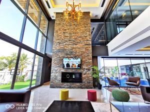G R A N D C H A L E T