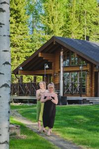 Puruvesi Holiday Villas, Riuttahovi