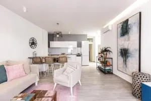 Kristin's Place with Sauna - Áyios Andónios