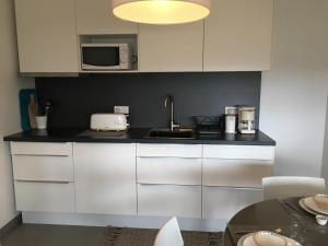 Appartements Gite-Grand studio contemporain proche Toulouse dans domaine Equestre : photos des chambres