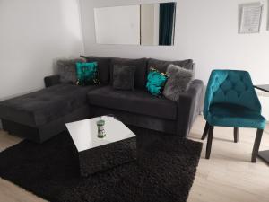 Apartments & Pool Villa White House