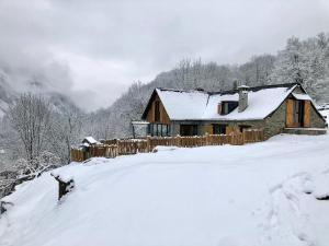 Lodges La Bergerie de Louvie : photos des chambres