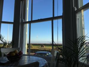 Standard Apartment room in Moray Beachside Apartments