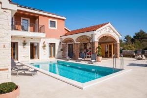 Villa Mediterranean Paradise