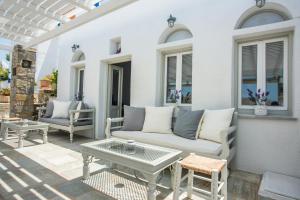 Parian Lithos Residence