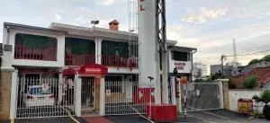 ApartHotel Maison Suisse - Ypane