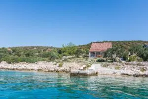 House Lanterna - Island Gangaro