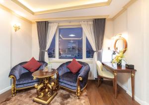 Queen T&T Dalat Hotel