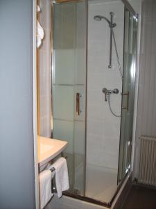Hotels The Originals Access, Hotel Arum, Remiremont (Inter-Hotel) : Chambre Triple