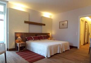 Superior Double Room with Balcony room in Hotel Pacsirta