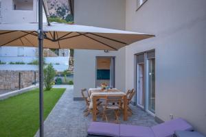 Tarari Luxury Apartment