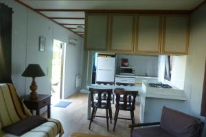 Chalets 3 Gites - Relais Du Saussay in Pertheville Ners : photos des chambres