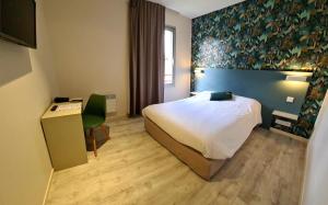Hotels Hotel Pont De Senard : photos des chambres