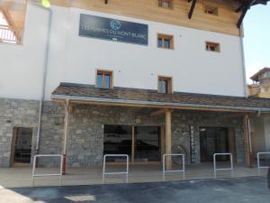 Appart'hotels Luxury 2 Bedroom Apartment with view of Mont Blanc : photos des chambres