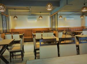 Adyar Plaza Inn by RAK Rooms, Mangaluru