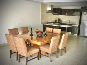 Apartamentos Grand Venetian Puerto Vallarta