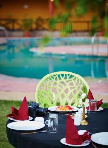 WelcomHeritage Jungle Home Pench