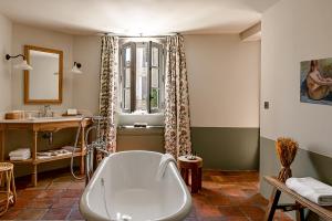 Hotels Hotel Crillon le Brave : Chambre Prestige