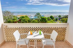 Camera Tripla con Balcone e Vista Mare