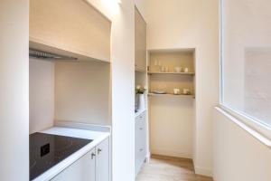 Hotels Best Western Hotel du Roy d'Aragon : Studio Lit Queen-Size avec Kitchenette