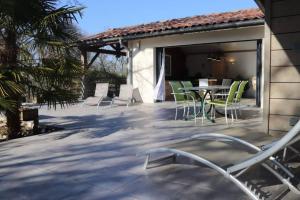 Maisons de vacances Les Oliviers gite grand confort au calme classe 3 etoiles : photos des chambres