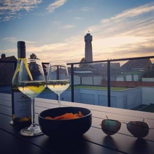 Vakantiewoning Ijzerfront 14-18- Ruim 2-slpk appartement met terras & privéparking