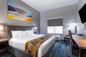King Room room in La Quinta by Wyndham Tampa Central